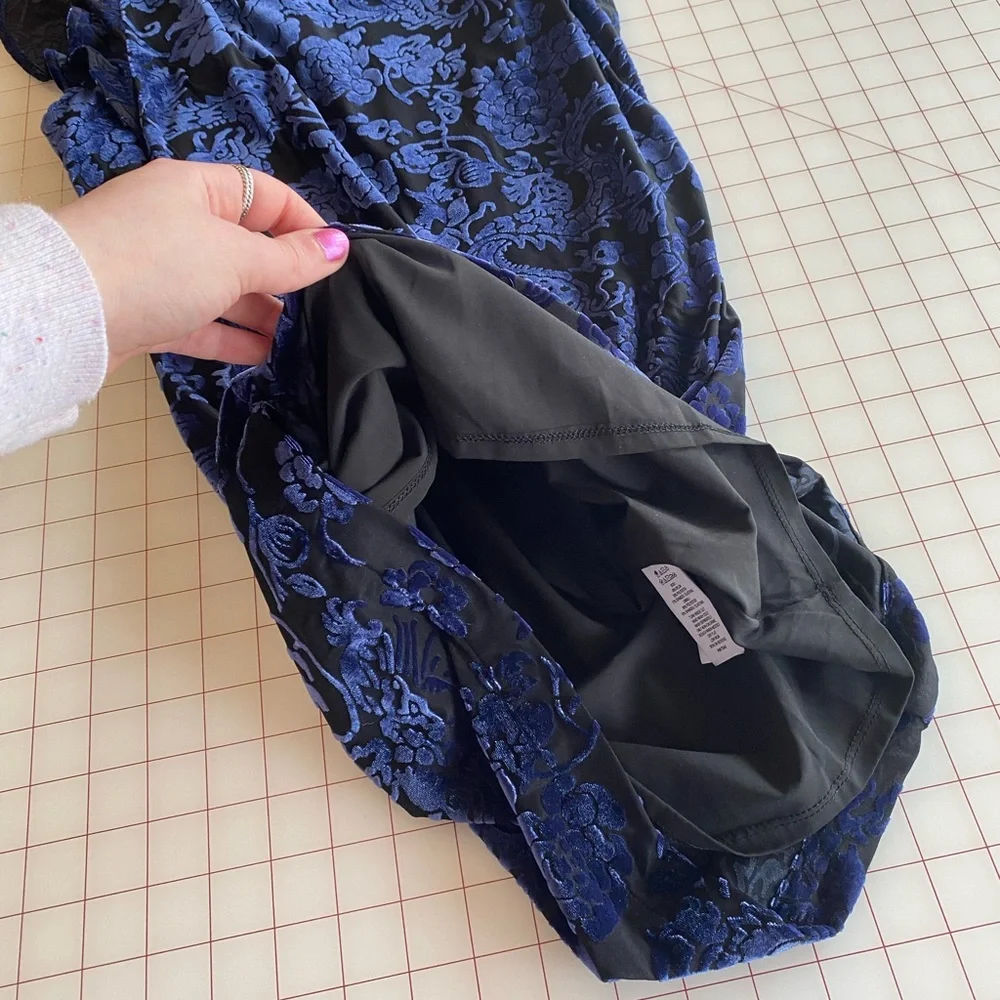 Adrienne Vittadini new w/ tags velvet navy blue & black floral dress size xs
